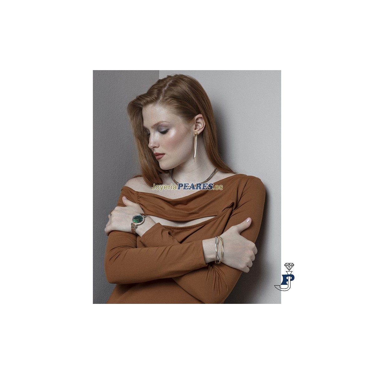 Gargantilla tricolor de VICEROY FASHION en acero con un baño de Oro. - 75369C01019