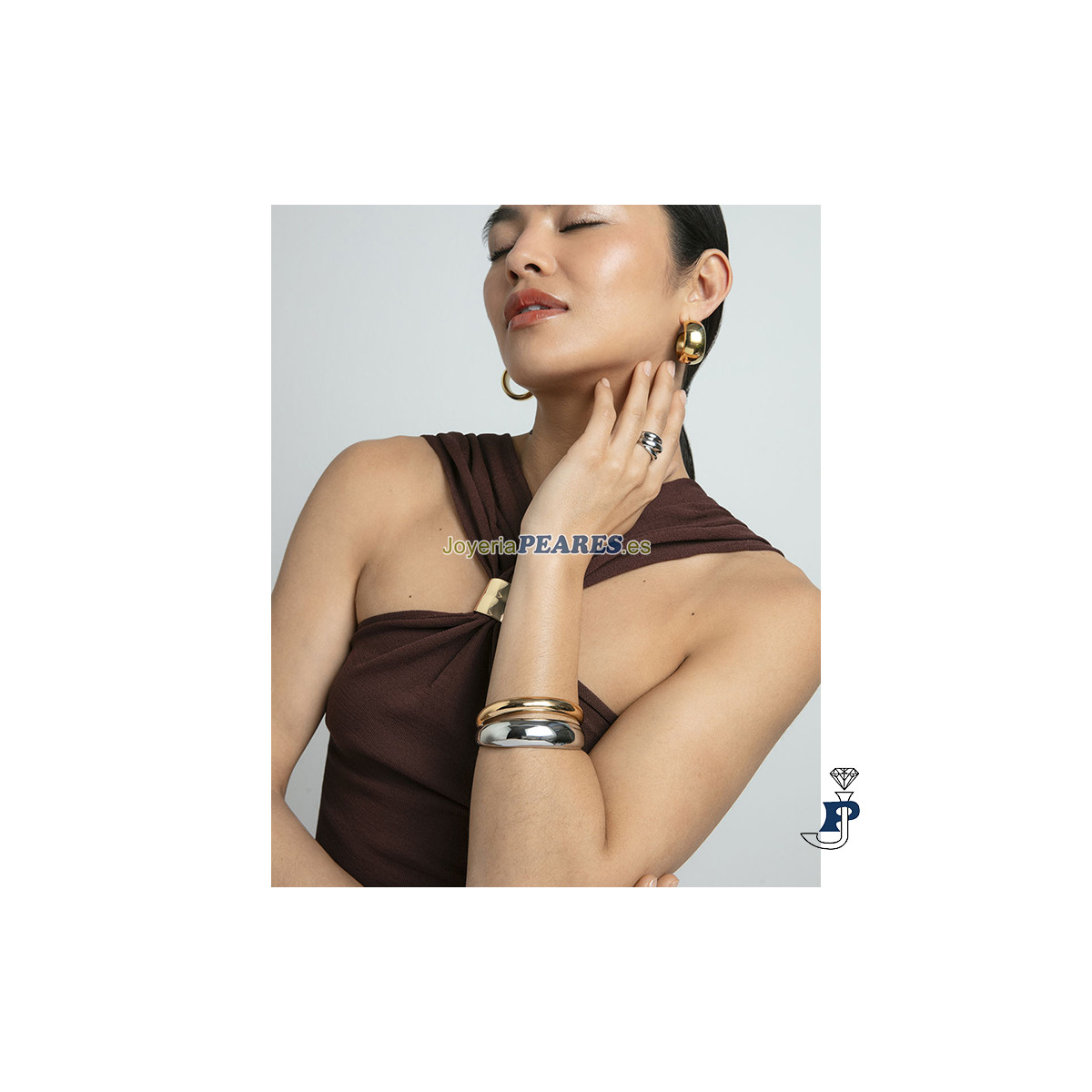Brazalete de VICEROY en acero Dorado. - 14281P01019