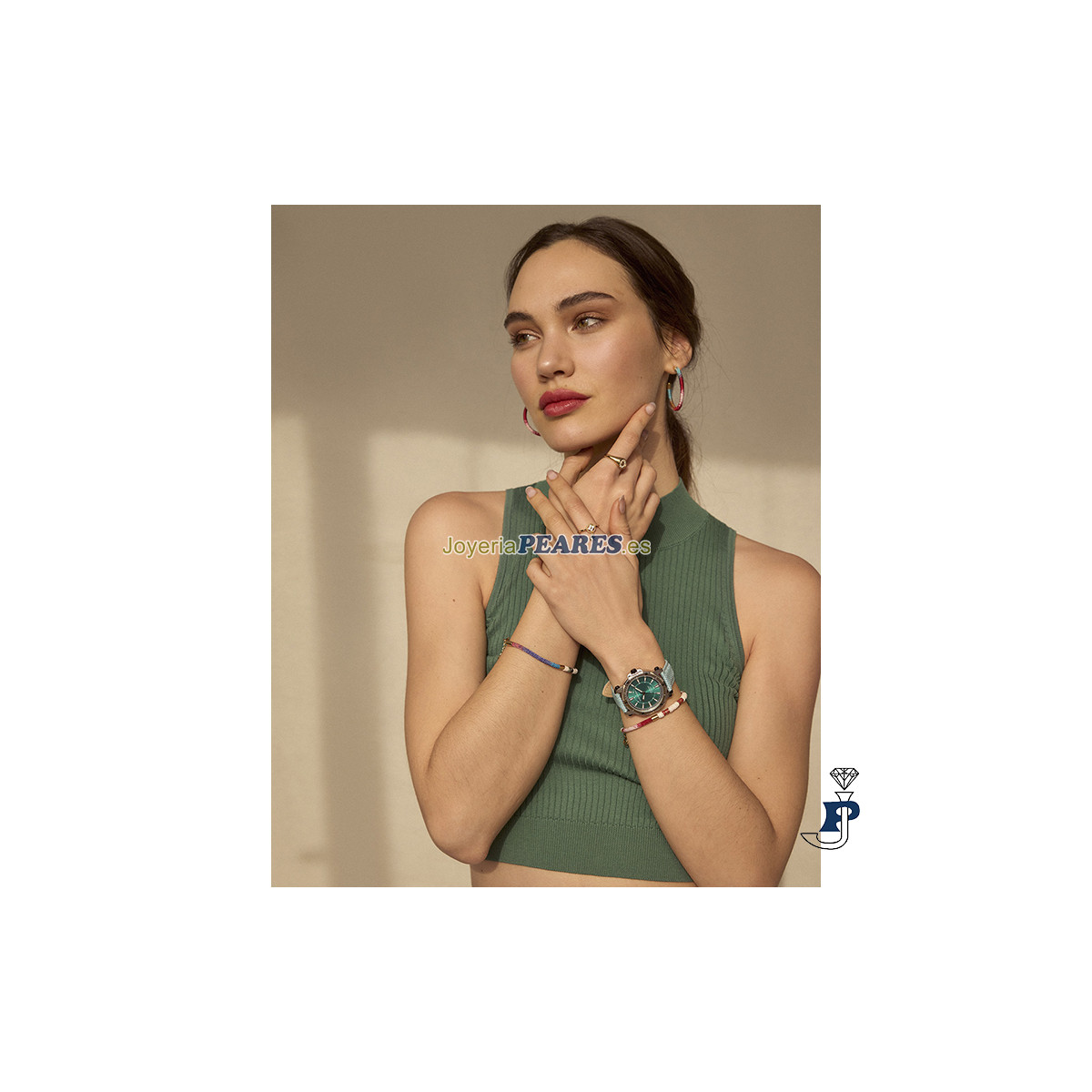 Pulsera de VICEROY en acero con baño de Oro. - 14039P01017
