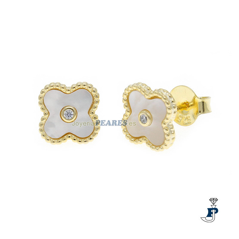 Pendientes fabricados en Plata de 1ª Ley bañado en Oro. - 8.P12628