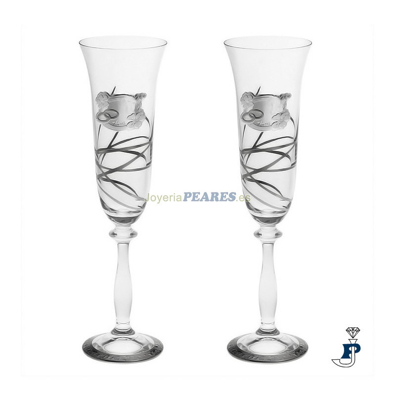 Pareja de copas, decoradas con plata. - 188.GA3144A